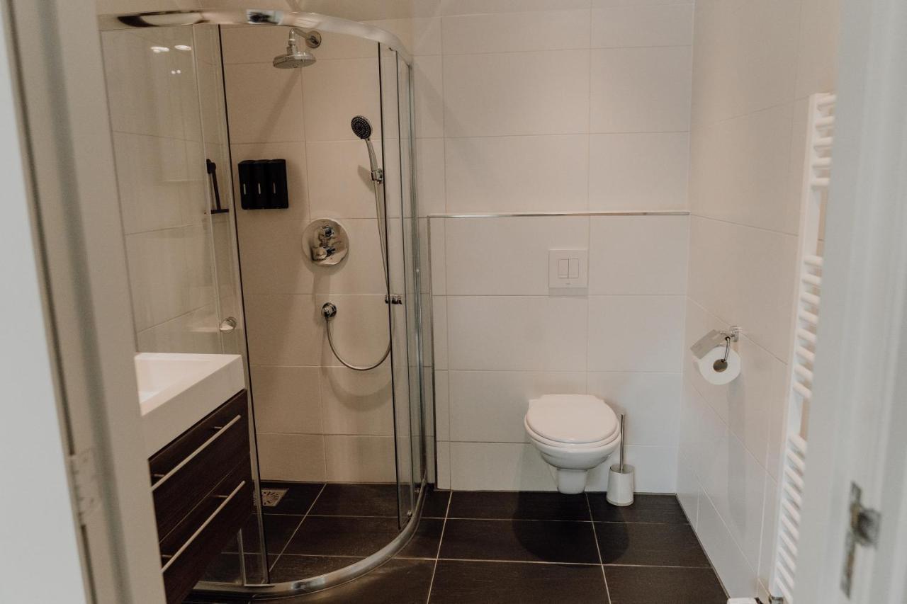 B&B Oan'T Wetter 도쿰 외부 사진